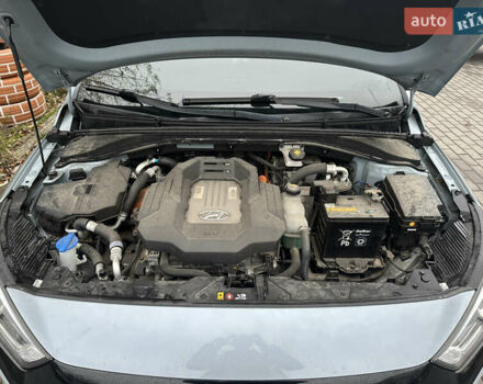Сірий Хендай Ioniq, об'ємом двигуна 0 л та пробігом 148 тис. км за 13600 $, фото 23 на Automoto.ua