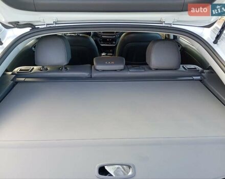 Серый Хендай Ioniq, объемом двигателя 0 л и пробегом 90 тыс. км за 13900 $, фото 32 на Automoto.ua