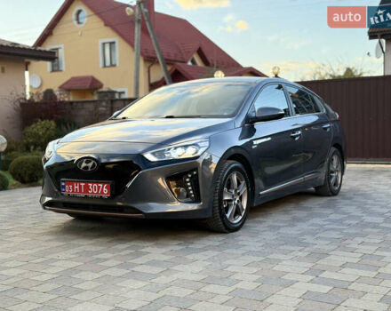 Серый Хендай Ioniq, объемом двигателя 0 л и пробегом 109 тыс. км за 13899 $, фото 6 на Automoto.ua