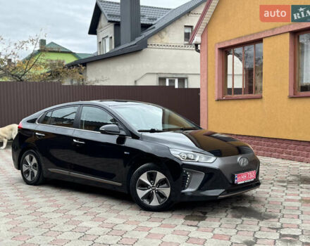 Серый Хендай Ioniq, объемом двигателя 0 л и пробегом 107 тыс. км за 12499 $, фото 53 на Automoto.ua