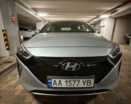 Серый Хендай Ioniq, объемом двигателя 0 л и пробегом 109 тыс. км за 14000 $, фото 13 на Automoto.ua