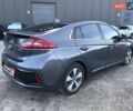 Серый Хендай Ioniq, объемом двигателя 1.6 л и пробегом 165 тыс. км за 15990 $, фото 6 на Automoto.ua