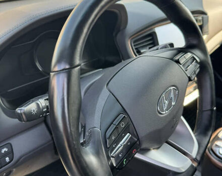 Серый Хендай Ioniq, объемом двигателя 0 л и пробегом 115 тыс. км за 12700 $, фото 11 на Automoto.ua