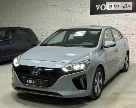 Серый Хендай Ioniq, объемом двигателя 0 л и пробегом 70 тыс. км за 14800 $, фото 4 на Automoto.ua