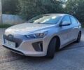 Серый Хендай Ioniq, объемом двигателя 0 л и пробегом 128 тыс. км за 13700 $, фото 7 на Automoto.ua