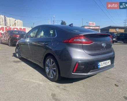 Серый Хендай Ioniq, объемом двигателя 1.58 л и пробегом 99 тыс. км за 17900 $, фото 6 на Automoto.ua