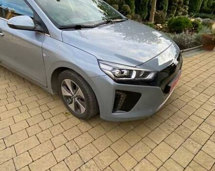 Серый Хендай Ioniq, объемом двигателя 0 л и пробегом 108 тыс. км за 13700 $, фото 7 на Automoto.ua