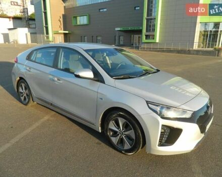 Сірий Хендай Ioniq, об'ємом двигуна 0 л та пробігом 91 тис. км за 13300 $, фото 17 на Automoto.ua