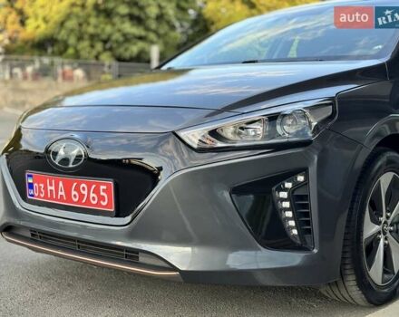 Сірий Хендай Ioniq, об'ємом двигуна 0 л та пробігом 81 тис. км за 12499 $, фото 29 на Automoto.ua