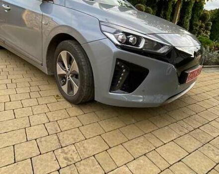 Серый Хендай Ioniq, объемом двигателя 0 л и пробегом 108 тыс. км за 13700 $, фото 10 на Automoto.ua