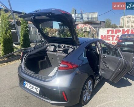 Серый Хендай Ioniq, объемом двигателя 1.58 л и пробегом 99 тыс. км за 17900 $, фото 15 на Automoto.ua