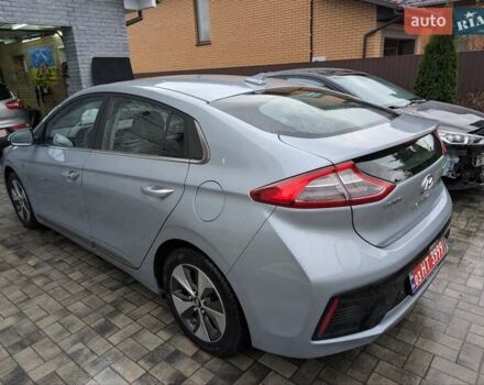 Серый Хендай Ioniq, объемом двигателя 0 л и пробегом 136 тыс. км за 12600 $, фото 10 на Automoto.ua