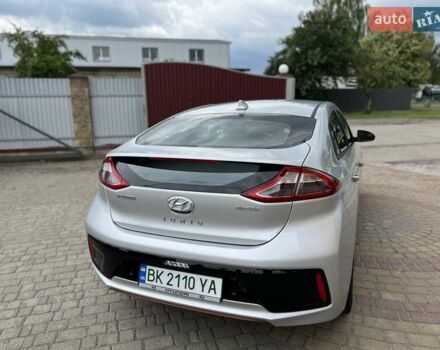Серый Хендай Ioniq, объемом двигателя 0 л и пробегом 111 тыс. км за 13850 $, фото 17 на Automoto.ua