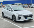 Серый Хендай Ioniq, объемом двигателя 0 л и пробегом 117 тыс. км за 13450 $, фото 1 на Automoto.ua
