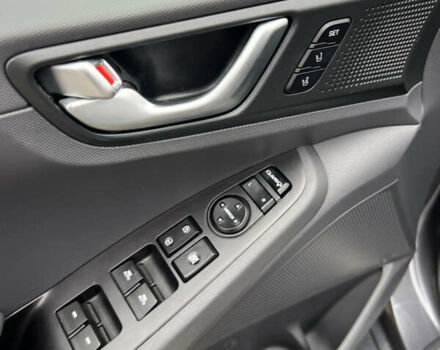 Серый Хендай Ioniq, объемом двигателя 0 л и пробегом 86 тыс. км за 13500 $, фото 11 на Automoto.ua