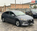 Серый Хендай Ioniq, объемом двигателя 1.6 л и пробегом 272 тыс. км за 12999 $, фото 4 на Automoto.ua