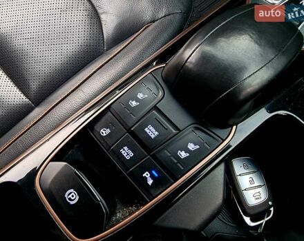 Серый Хендай Ioniq, объемом двигателя 0 л и пробегом 137 тыс. км за 12950 $, фото 29 на Automoto.ua