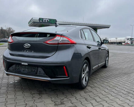 Серый Хендай Ioniq, объемом двигателя 0 л и пробегом 86 тыс. км за 13500 $, фото 4 на Automoto.ua