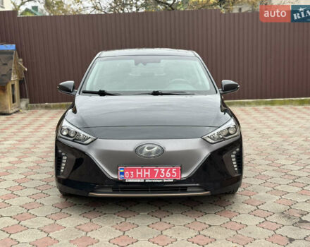 Серый Хендай Ioniq, объемом двигателя 0 л и пробегом 107 тыс. км за 12499 $, фото 2 на Automoto.ua