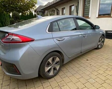 Серый Хендай Ioniq, объемом двигателя 0 л и пробегом 108 тыс. км за 13700 $, фото 26 на Automoto.ua