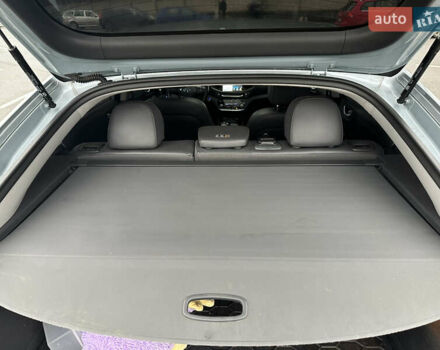 Сірий Хендай Ioniq, об'ємом двигуна 0 л та пробігом 148 тис. км за 13600 $, фото 19 на Automoto.ua