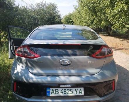 Сірий Хендай Ioniq, об'ємом двигуна 0 л та пробігом 148 тис. км за 11500 $, фото 6 на Automoto.ua