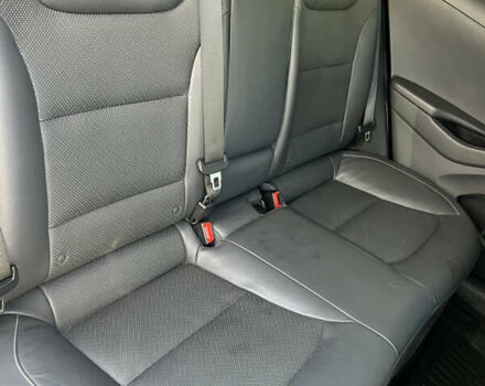 Сірий Хендай Ioniq, об'ємом двигуна 1.58 л та пробігом 134 тис. км за 15900 $, фото 25 на Automoto.ua