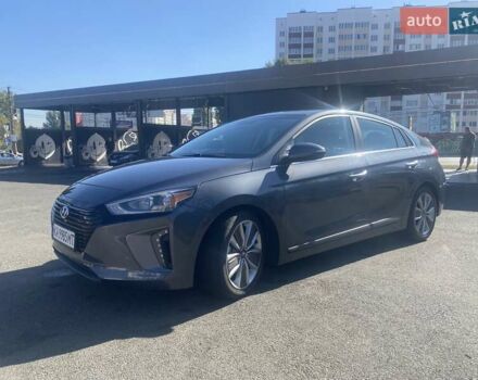 Серый Хендай Ioniq, объемом двигателя 1.58 л и пробегом 99 тыс. км за 17900 $, фото 10 на Automoto.ua