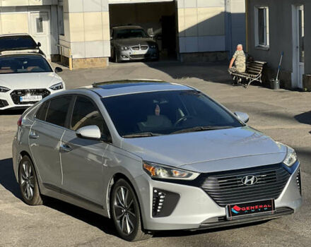 Сірий Хендай Ioniq, об'ємом двигуна 1.58 л та пробігом 134 тис. км за 15900 $, фото 3 на Automoto.ua