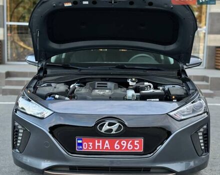 Сірий Хендай Ioniq, об'ємом двигуна 0 л та пробігом 81 тис. км за 12499 $, фото 96 на Automoto.ua