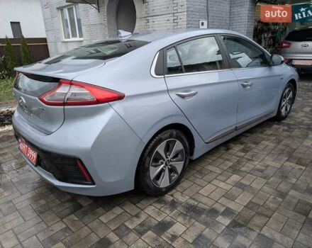 Серый Хендай Ioniq, объемом двигателя 0 л и пробегом 136 тыс. км за 12600 $, фото 6 на Automoto.ua