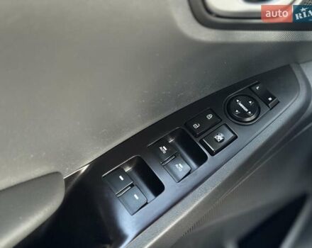 Сірий Хендай Ioniq, об'ємом двигуна 0 л та пробігом 81 тис. км за 12499 $, фото 54 на Automoto.ua