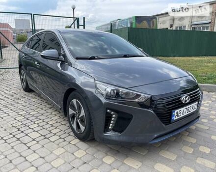 Серый Хендай Ioniq, объемом двигателя 1.58 л и пробегом 160 тыс. км за 12999 $, фото 15 на Automoto.ua