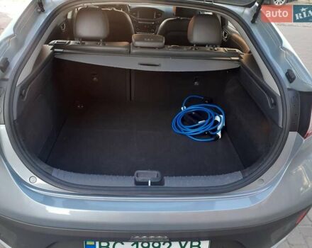 Сірий Хендай Ioniq, об'ємом двигуна 0 л та пробігом 250 тис. км за 12200 $, фото 19 на Automoto.ua