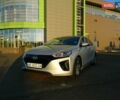 Сірий Хендай Ioniq, об'ємом двигуна 0 л та пробігом 91 тис. км за 13300 $, фото 1 на Automoto.ua