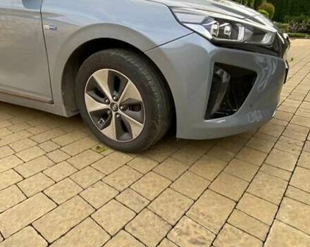 Серый Хендай Ioniq, объемом двигателя 0 л и пробегом 108 тыс. км за 13700 $, фото 9 на Automoto.ua