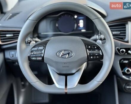 Сірий Хендай Ioniq, об'ємом двигуна 0 л та пробігом 81 тис. км за 12499 $, фото 57 на Automoto.ua