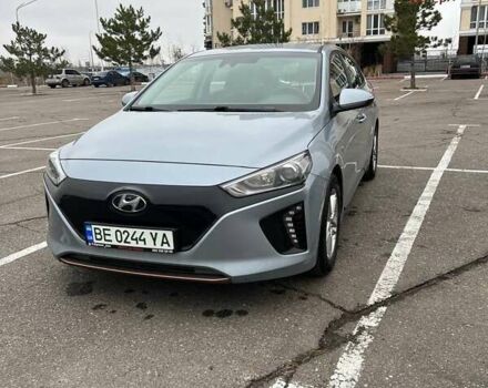 Серый Хендай Ioniq, объемом двигателя 0 л и пробегом 64 тыс. км за 18100 $, фото 8 на Automoto.ua