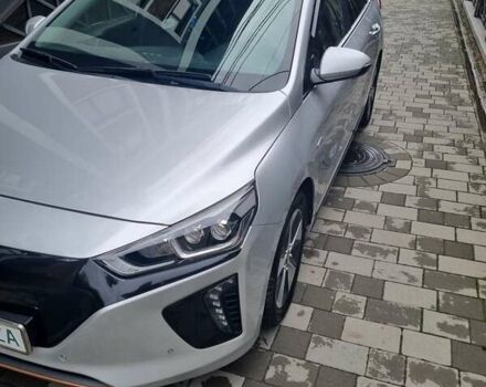 Хендай Ioniq 2018 в Виннице на Automoto.ua Серый Хендай Ioniq, объемом двигателя 0 л и пробегом 93 тыс. км за 15300 $, фото 5 на Automoto.ua