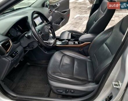 Серый Хендай Ioniq, объемом двигателя 0 л и пробегом 137 тыс. км за 12950 $, фото 22 на Automoto.ua