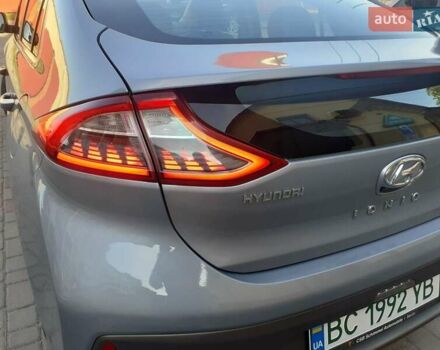Сірий Хендай Ioniq, об'ємом двигуна 0 л та пробігом 250 тис. км за 12200 $, фото 2 на Automoto.ua