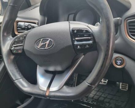 Хендай Ioniq 2018 в Виннице на Automoto.ua Серый Хендай Ioniq, объемом двигателя 0 л и пробегом 93 тыс. км за 15300 $, фото 12 на Automoto.ua