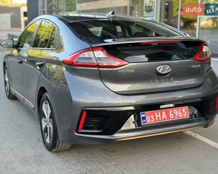 Сірий Хендай Ioniq, об'ємом двигуна 0 л та пробігом 81 тис. км за 12499 $, фото 18 на Automoto.ua