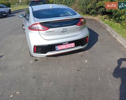 Серый Хендай Ioniq, объемом двигателя 0 л и пробегом 90 тыс. км за 13900 $, фото 15 на Automoto.ua