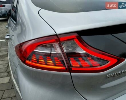 Серый Хендай Ioniq, объемом двигателя 0 л и пробегом 137 тыс. км за 12950 $, фото 13 на Automoto.ua