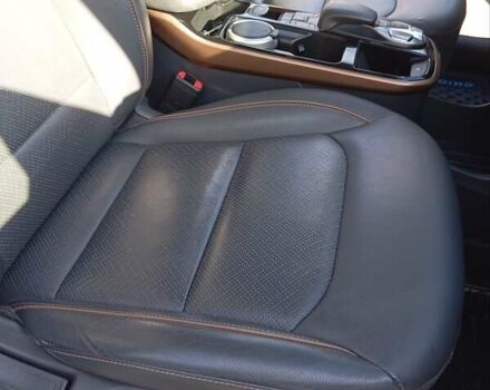 Серый Хендай Ioniq, объемом двигателя 0 л и пробегом 90 тыс. км за 13900 $, фото 17 на Automoto.ua