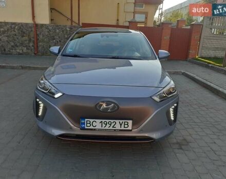 Сірий Хендай Ioniq, об'ємом двигуна 0 л та пробігом 250 тис. км за 12200 $, фото 1 на Automoto.ua