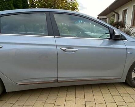 Серый Хендай Ioniq, объемом двигателя 0 л и пробегом 108 тыс. км за 13700 $, фото 31 на Automoto.ua
