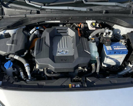 Сірий Хендай Ioniq, об'ємом двигуна 0 л та пробігом 121 тис. км за 12800 $, фото 19 на Automoto.ua