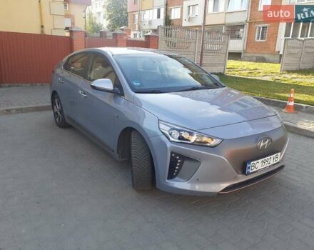 Сірий Хендай Ioniq, об'ємом двигуна 0 л та пробігом 250 тис. км за 12200 $, фото 8 на Automoto.ua